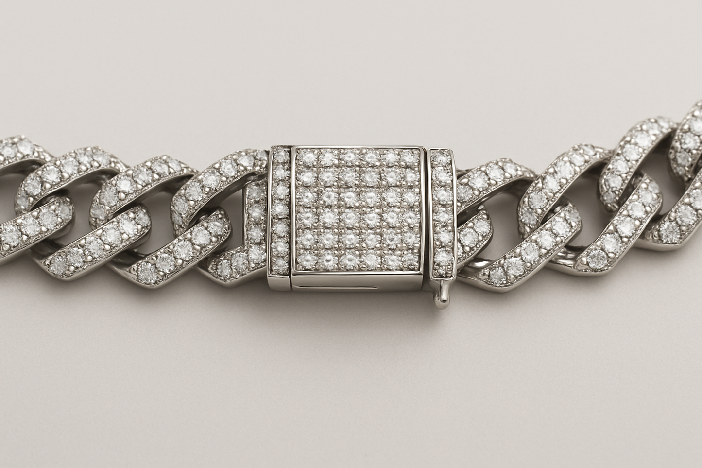 Zoomed out view of diamond Cuban chain buckle/clasp area