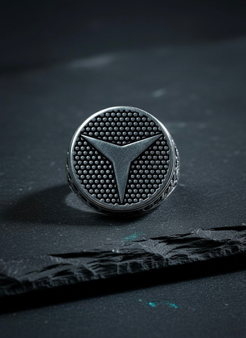 Mercedes-Benz "Engineered" Ring